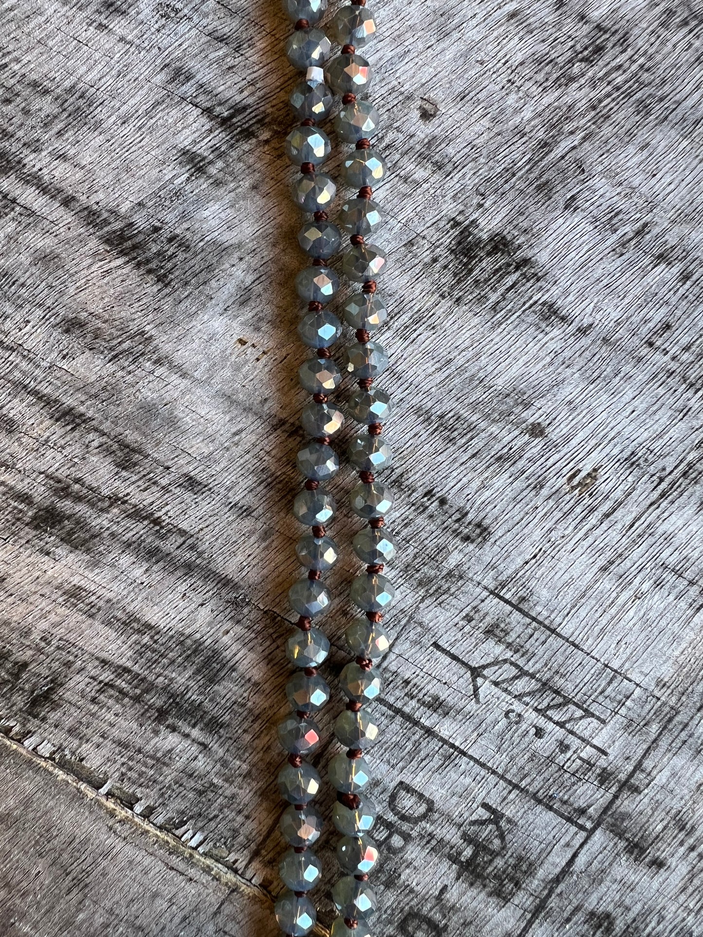 Green plastic bead rope necklace lightweight and versatile