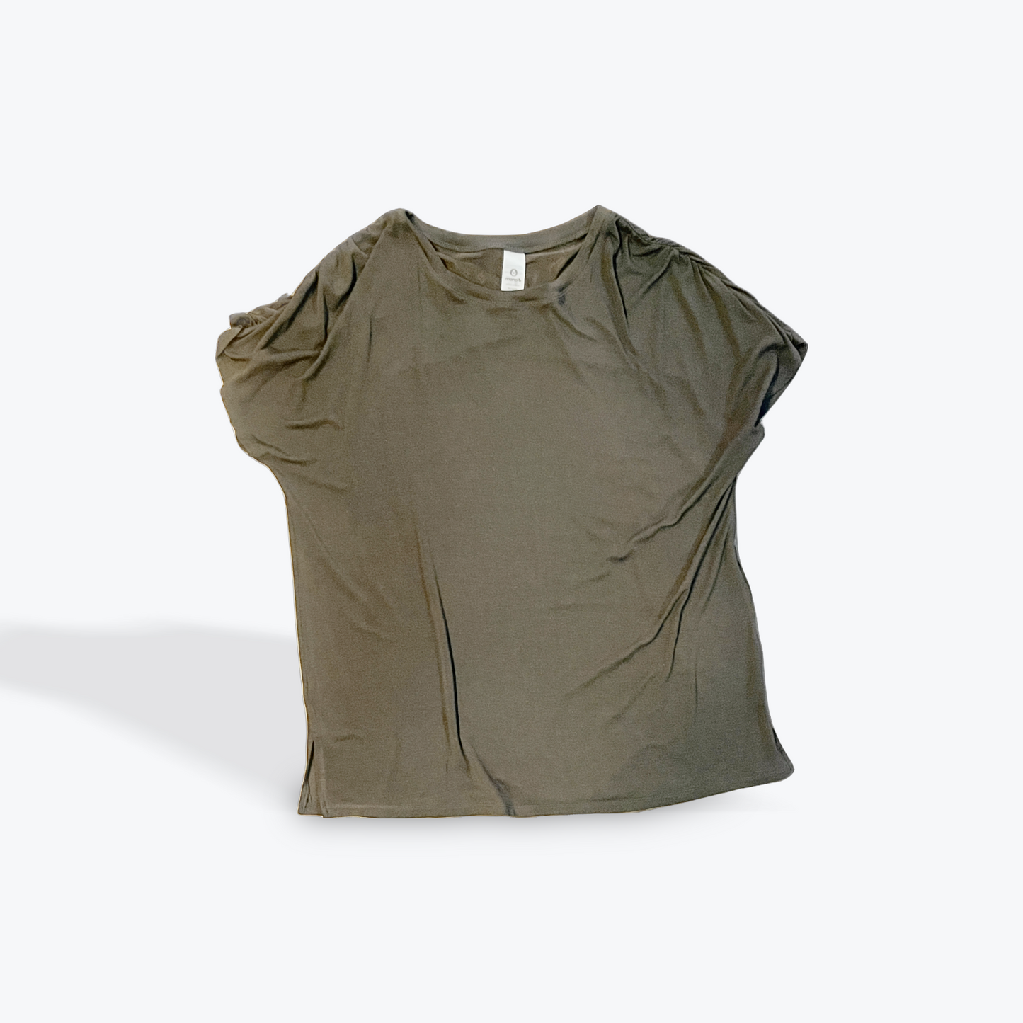 Mono B Athleisure Collection – Women’s Activewear & Athletic Apparel