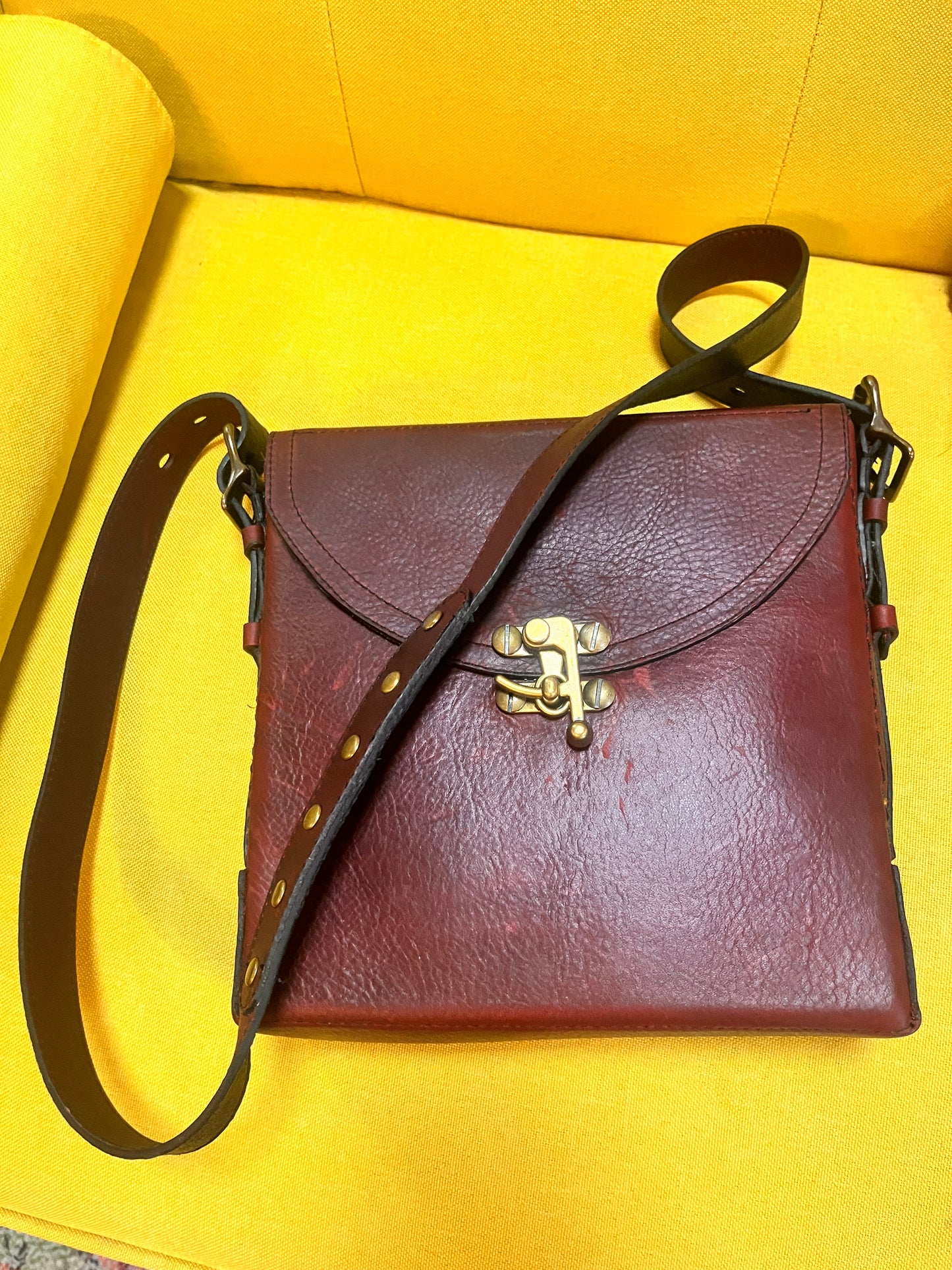 Handmade Leather Bags by JOSMOS – Locally Crafted Artisan Leather Goods