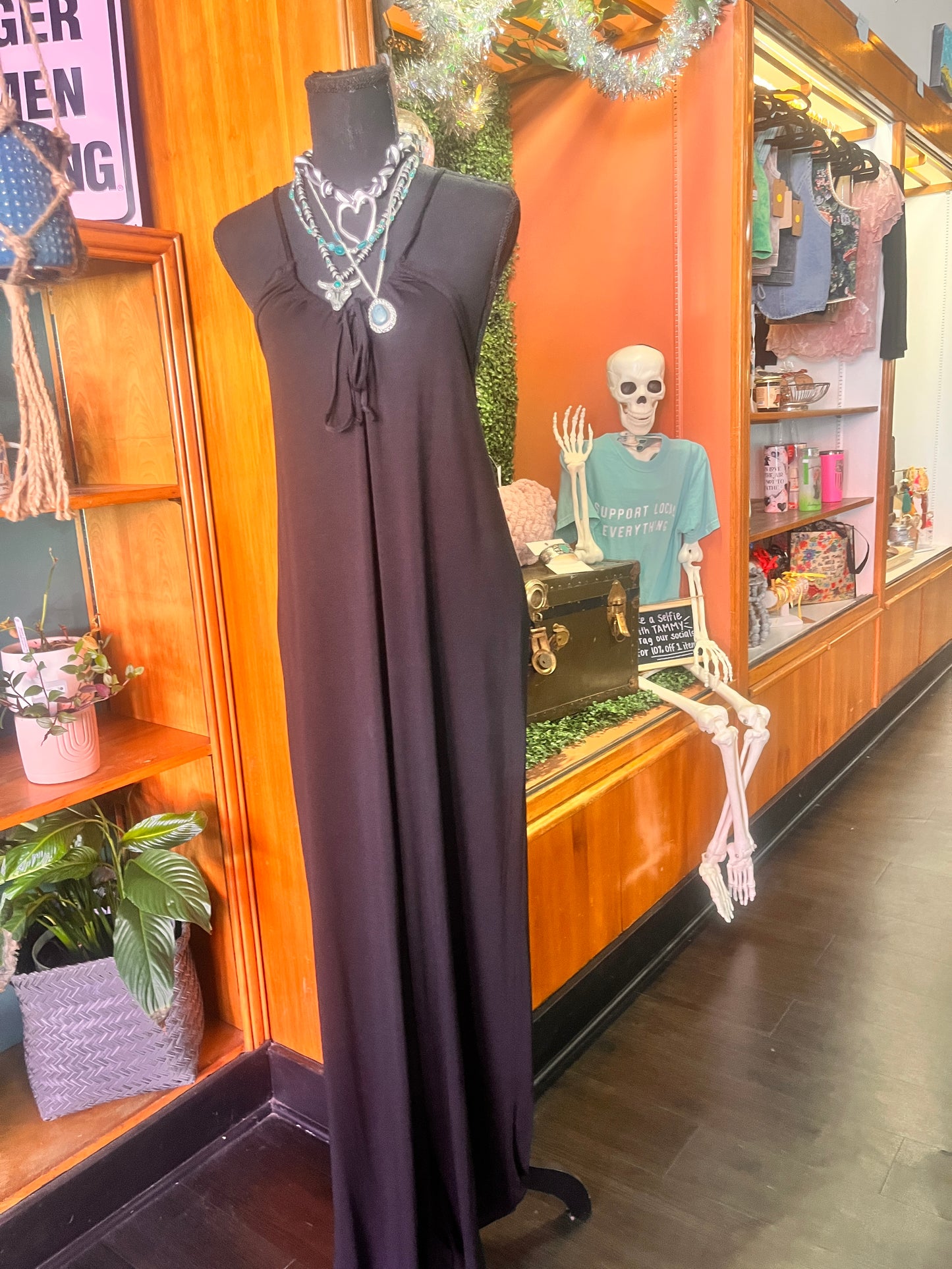 Mono B Athleisure Collection – Women’s Activewear & Athletic Apparel