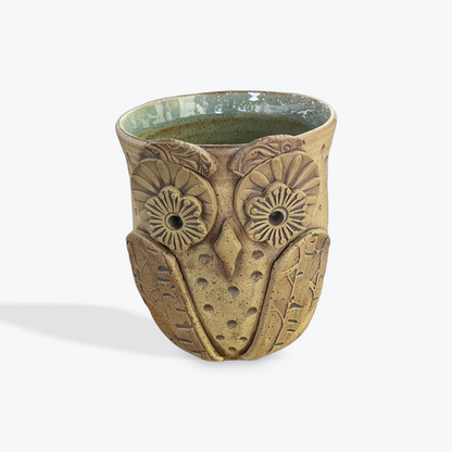 Wheel thrown ceramic bowl by Grace Williams for daily use