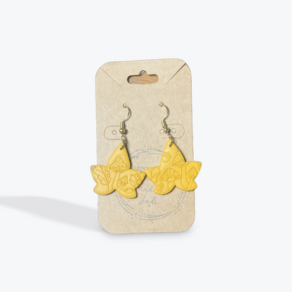 Seasonal artisan earrings for everyday autumn wear